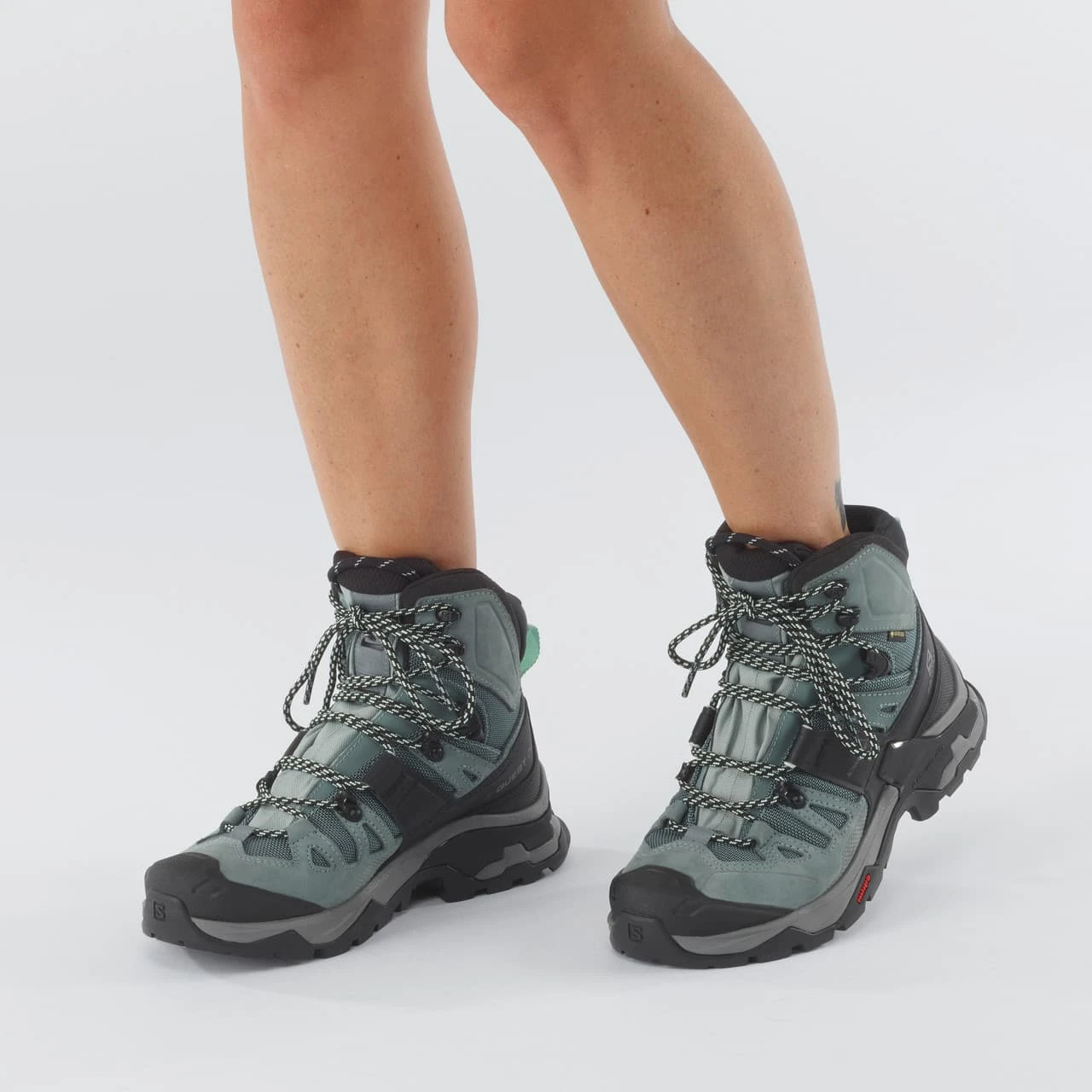 Salomon Quest 4 Gore-Tex Hiking Boots - Women's 5 Salomon Quest 4 Gore-Tex Hiking Boots - Women's - Image 5
